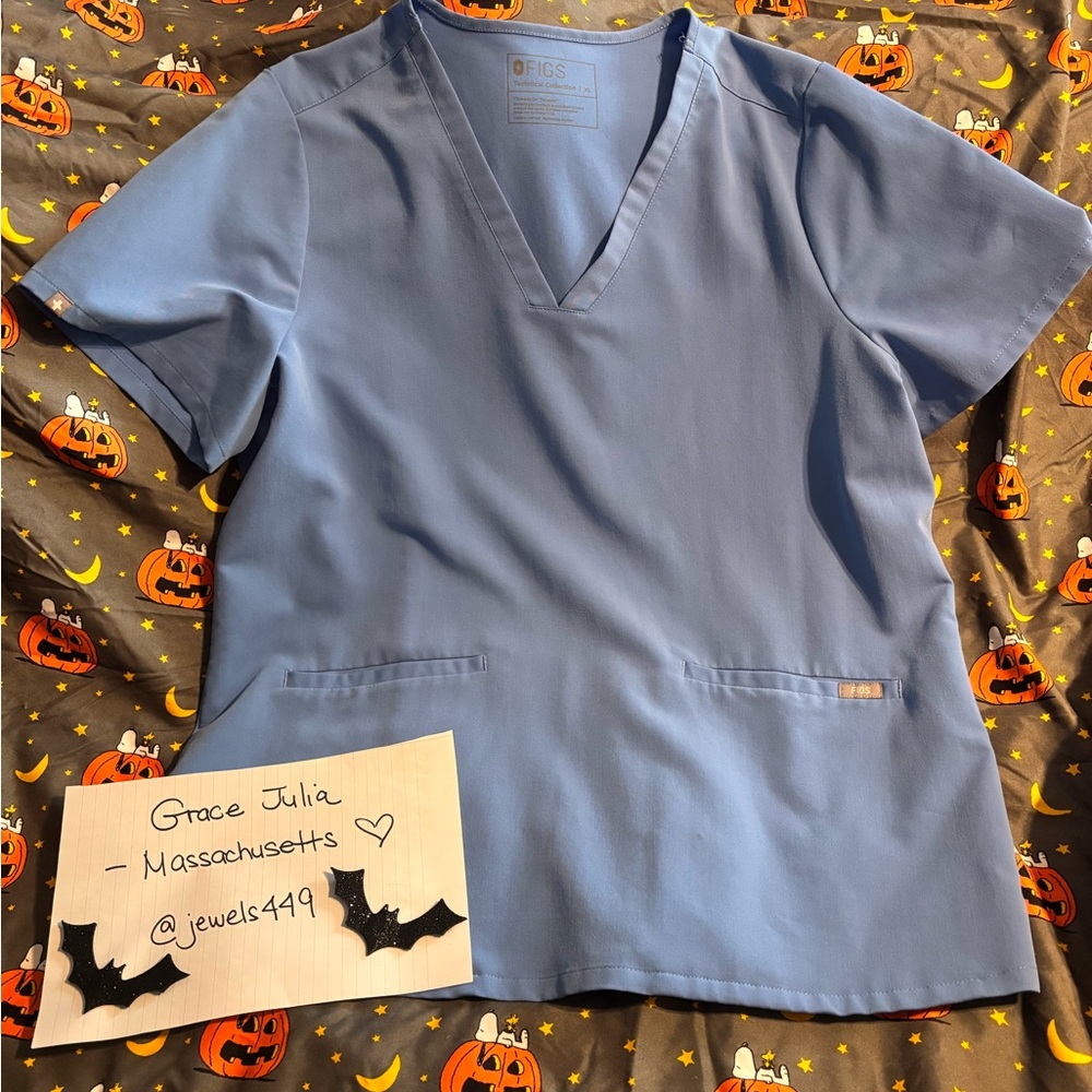 Figs Scrub Top